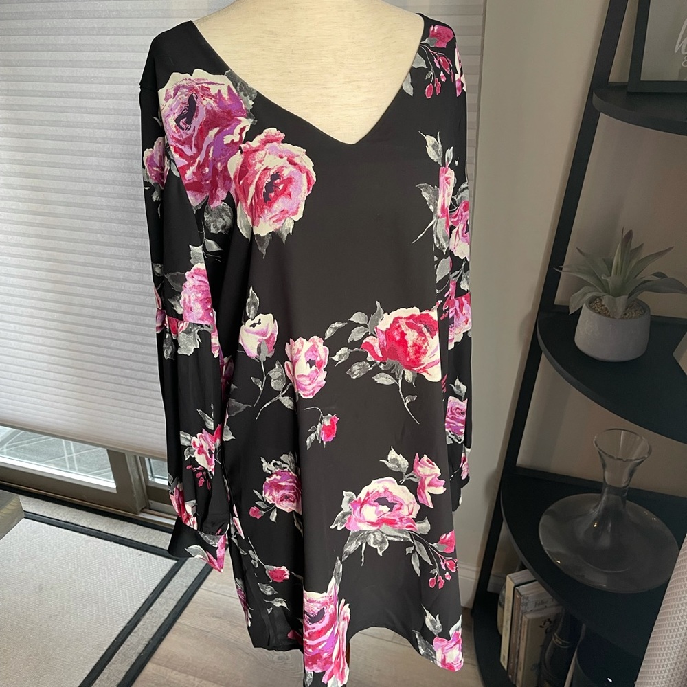 EVERLY Long Sleeve Dress